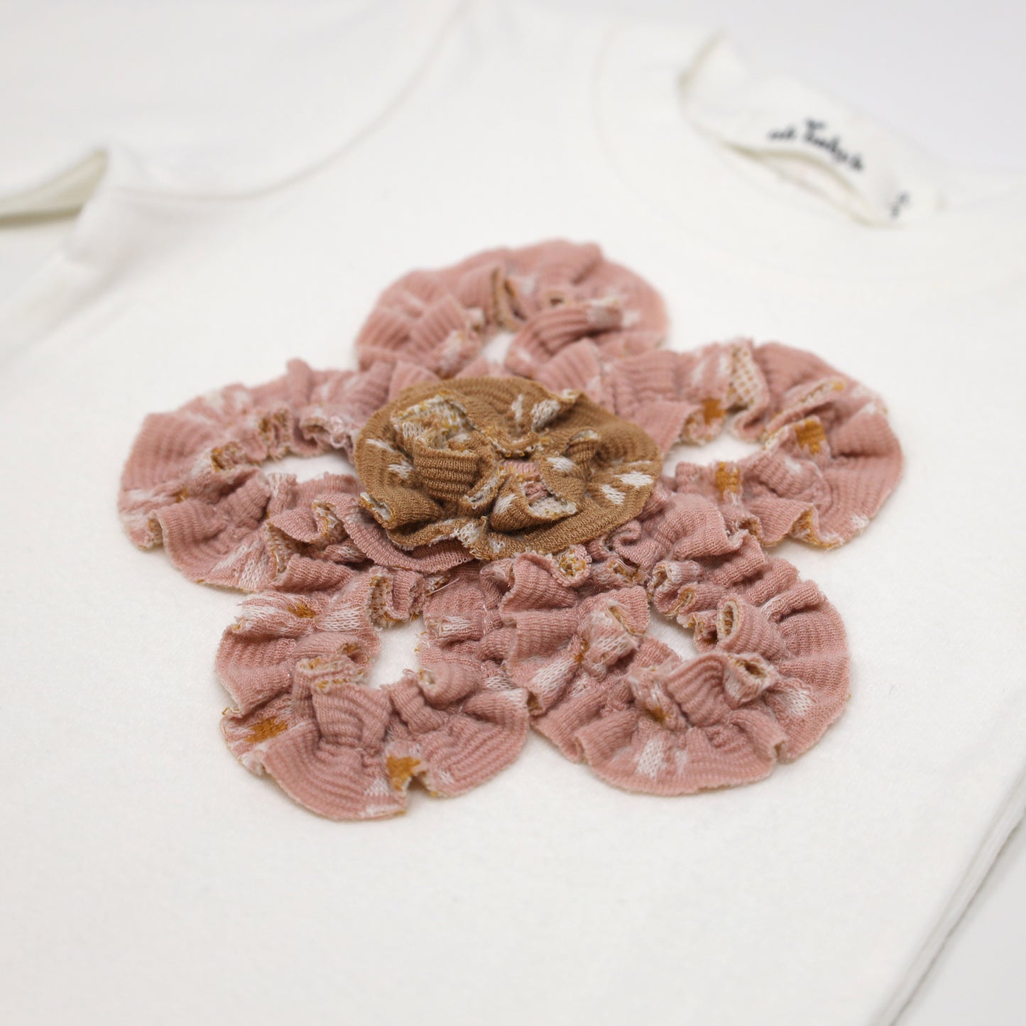 Starburst Print Flower Applique LS 2pc Set