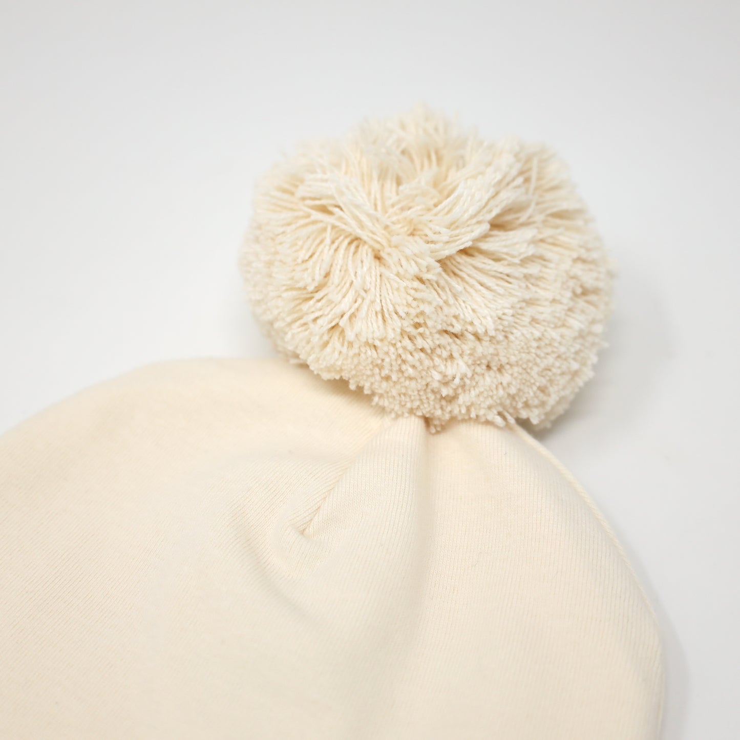Vanilla Pom Hat